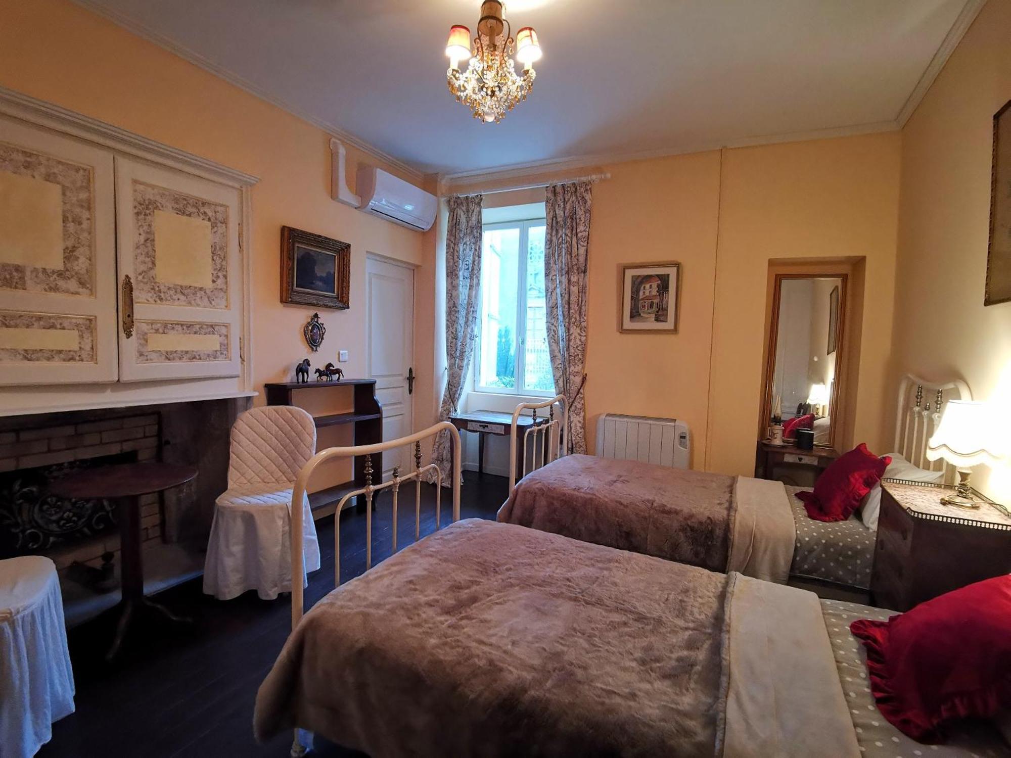 Presbytere Sauville  Экстерьер фото